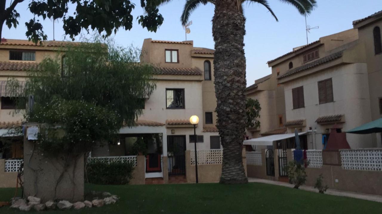 Despertar En Torrevieja Villa Exteriör bild